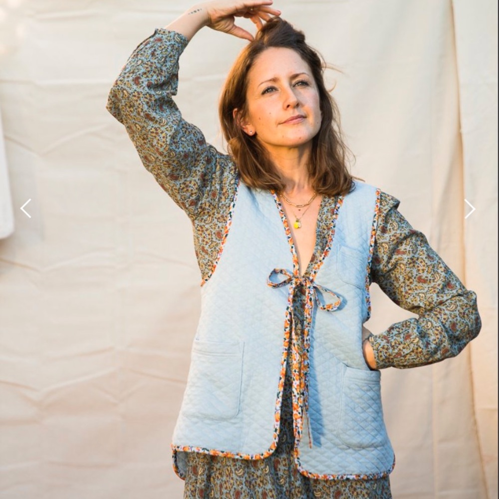 Cozy Quilted Vest with Floral Trim and Front Tie